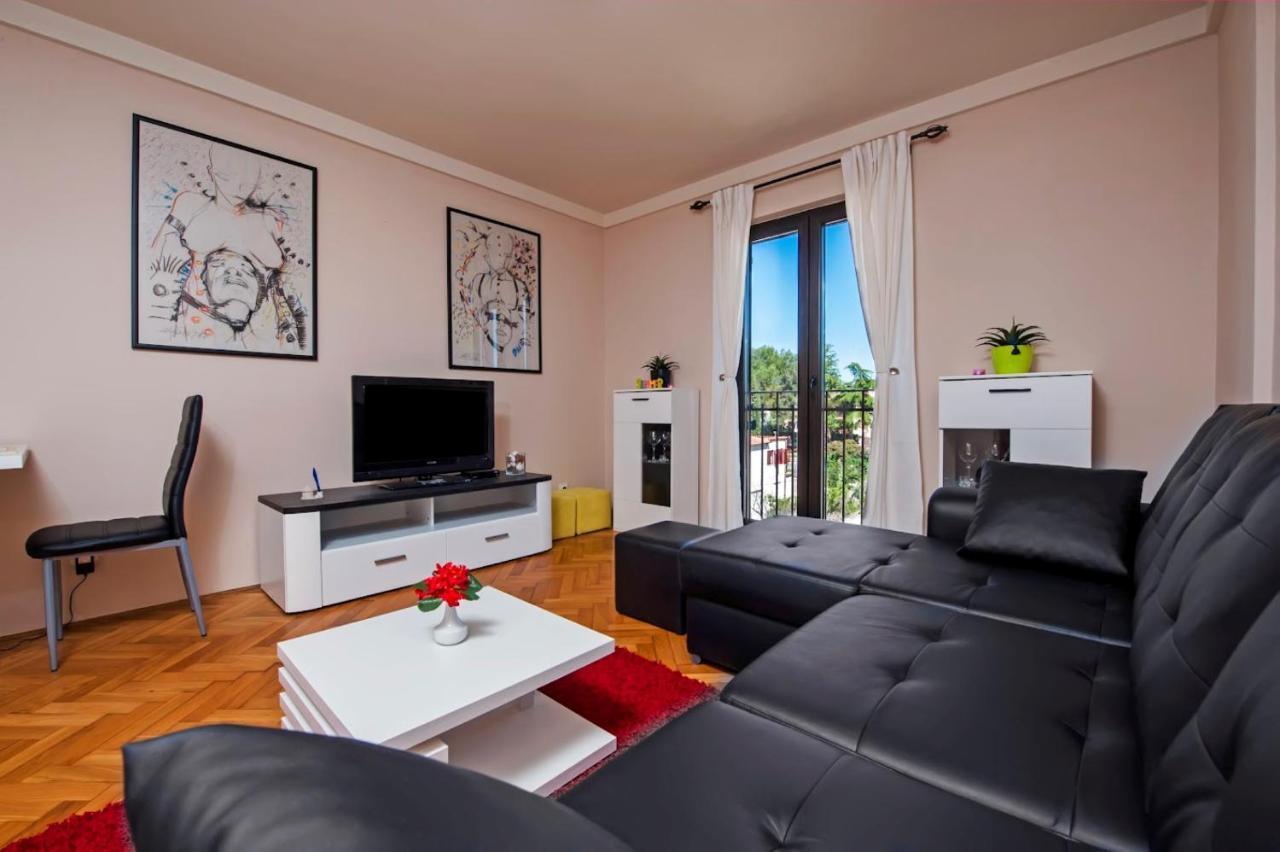 Appartement Apartman Bellana à Rovinj Extérieur photo