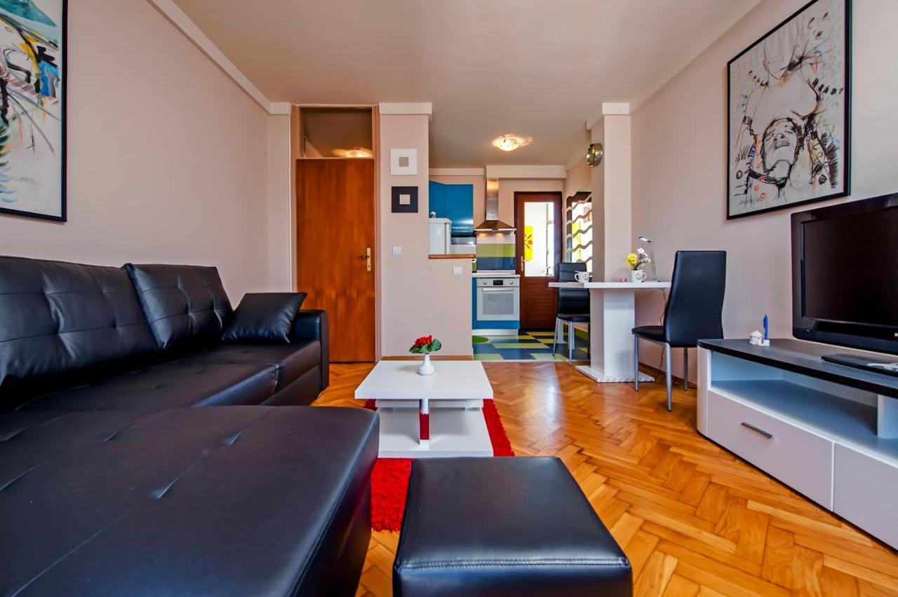 Appartement Apartman Bellana à Rovinj Extérieur photo
