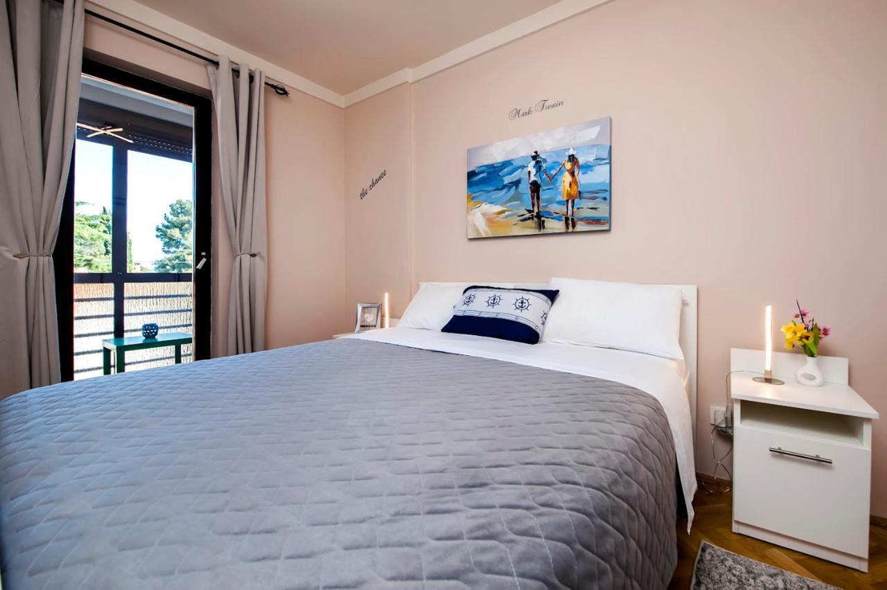 Appartement Apartman Bellana à Rovinj Extérieur photo