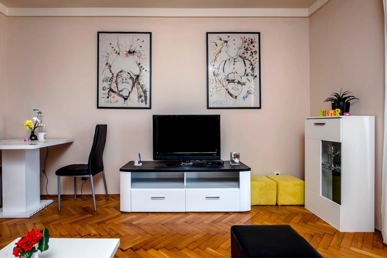 Appartement Apartman Bellana à Rovinj Extérieur photo